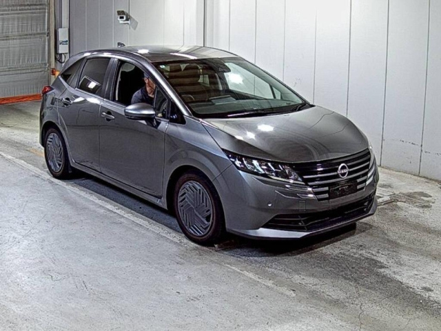NISSAN NOTE — фото