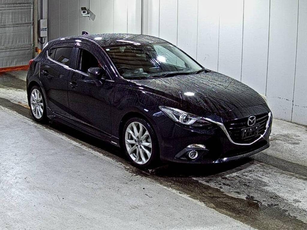 MAZDA AXELA — фото
