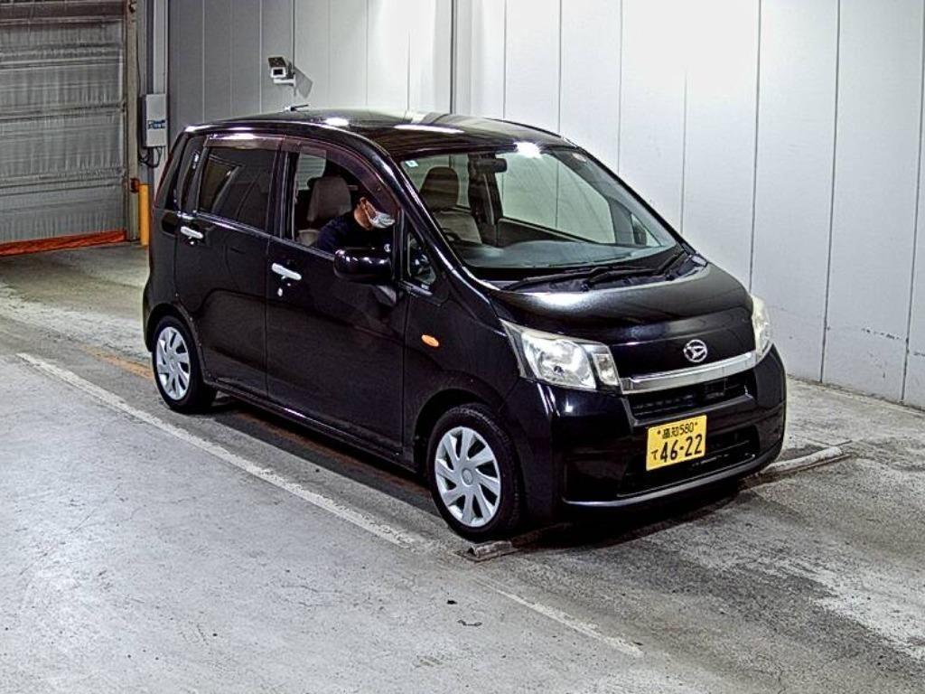 DAIHATSU MOVE — фото