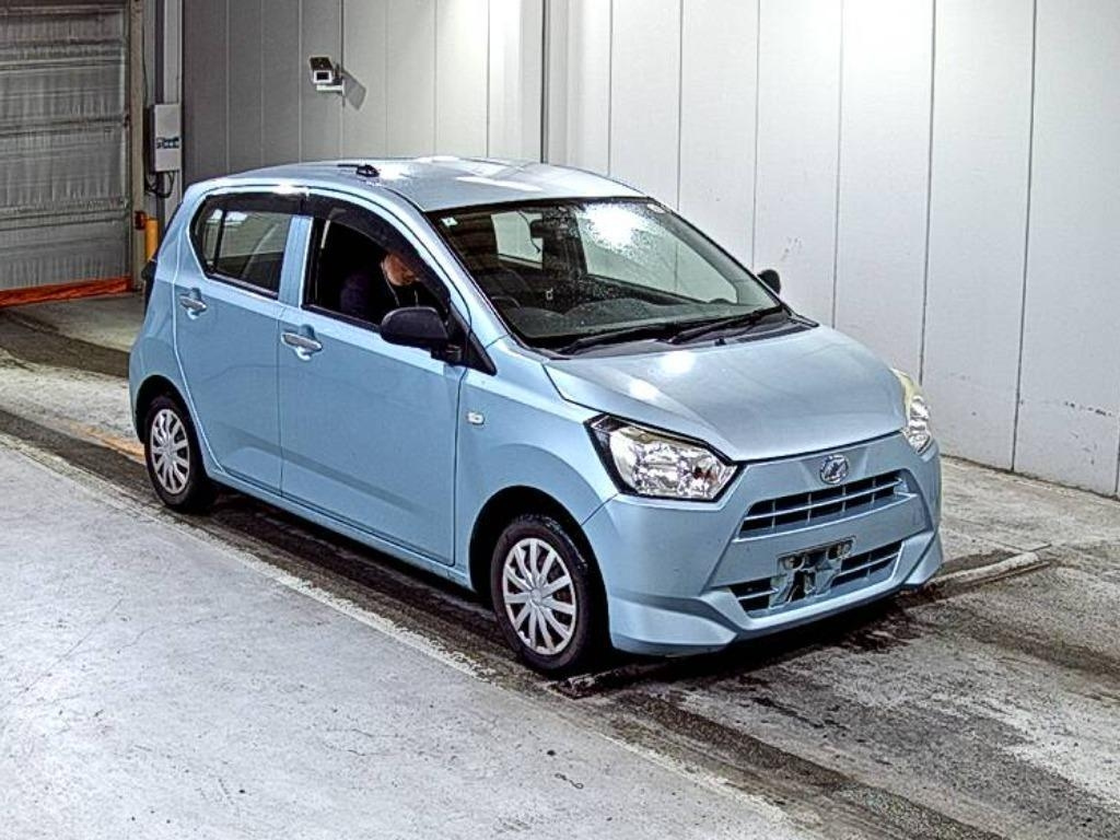 DAIHATSU MIRA — фото