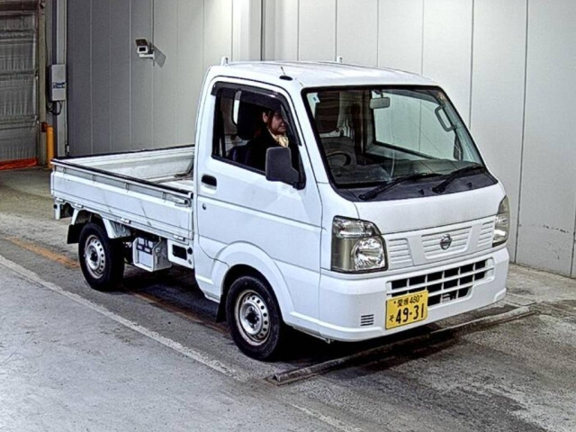 NISSAN CLIPPER — фото