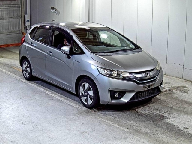 HONDA FIT — фото