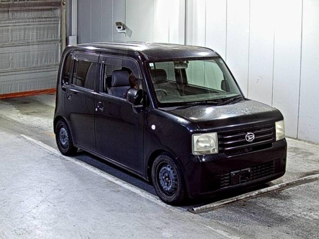 DAIHATSU MOVE — фото