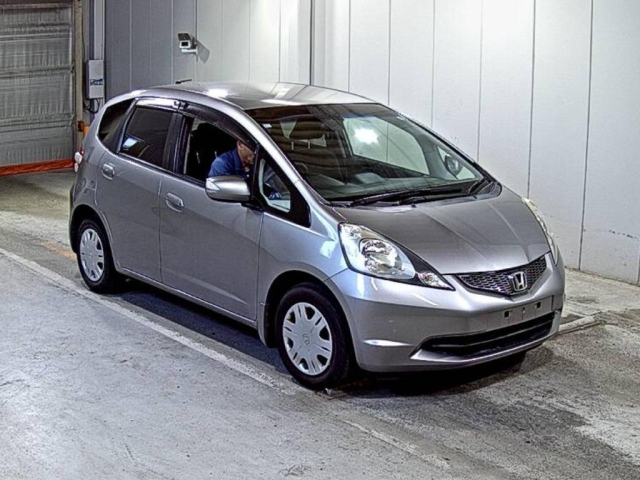 HONDA FIT — фото