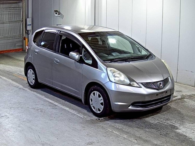 HONDA FIT — фото