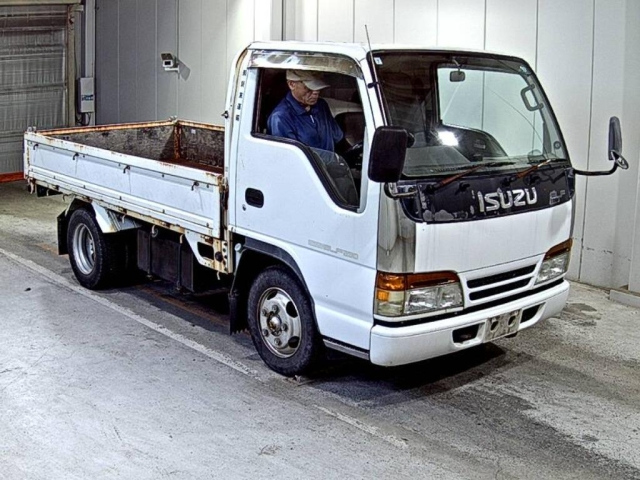ISUZU ELF — фото