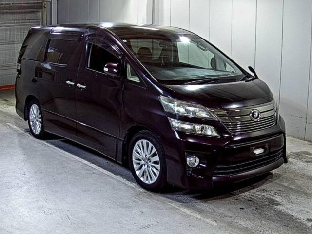 TOYOTA VELLFIRE — фото