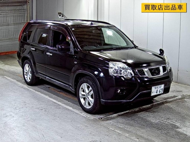 NISSAN X TRAIL — фото