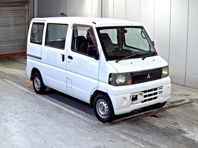 MITSUBISHI MINICAB — фото