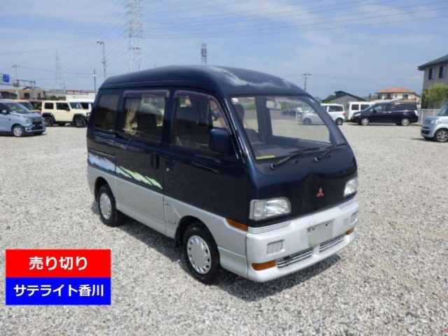 MITSUBISHI MINICAB — фото