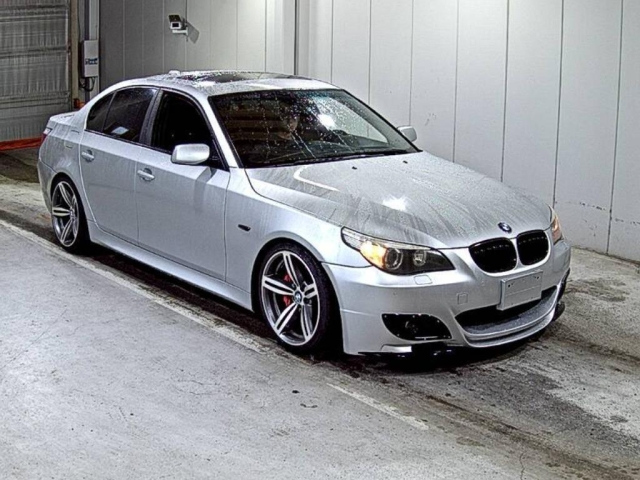 BMW 5 — фото