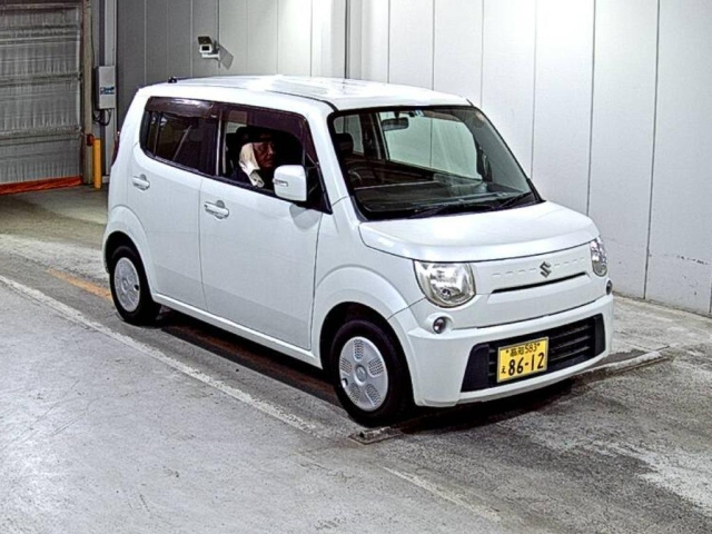 SUZUKI MRWAGON — фото