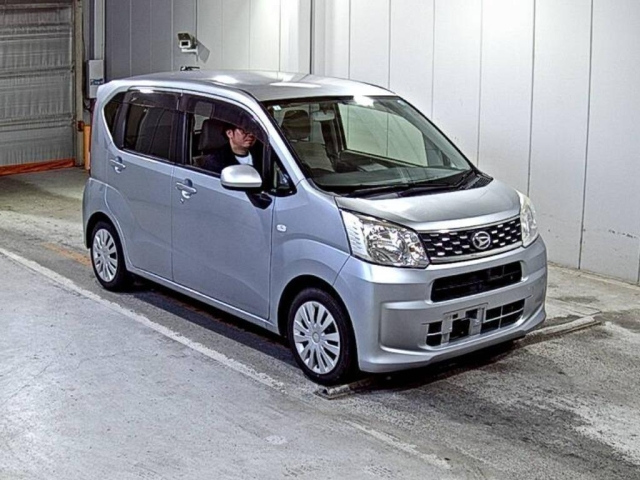 DAIHATSU MOVE — фото