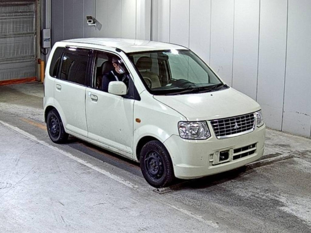 MITSUBISHI EK — фото