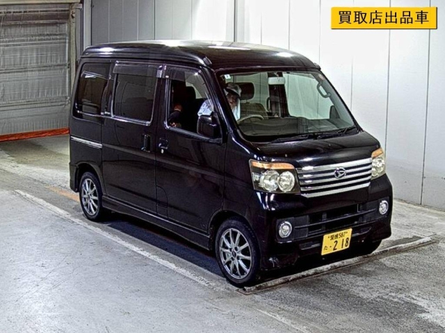 DAIHATSU ATRAI — фото