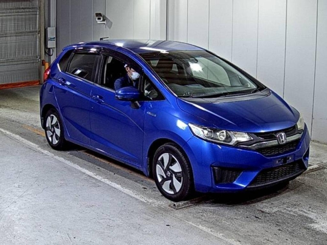 HONDA FIT — фото