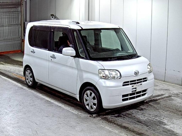 DAIHATSU TANTO — фото