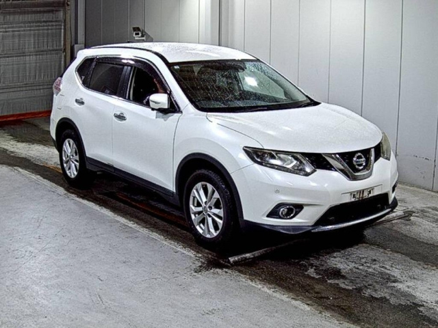 NISSAN X TRAIL — фото