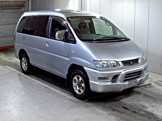 MITSUBISHI DELICA