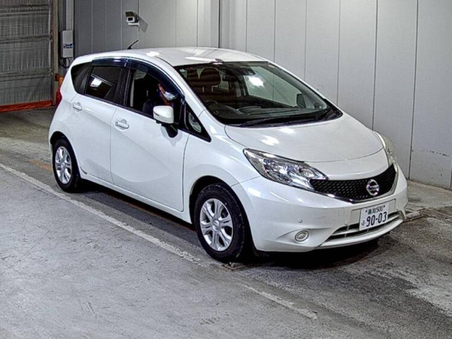 NISSAN NOTE — фото