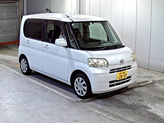 DAIHATSU TANTO — фото
