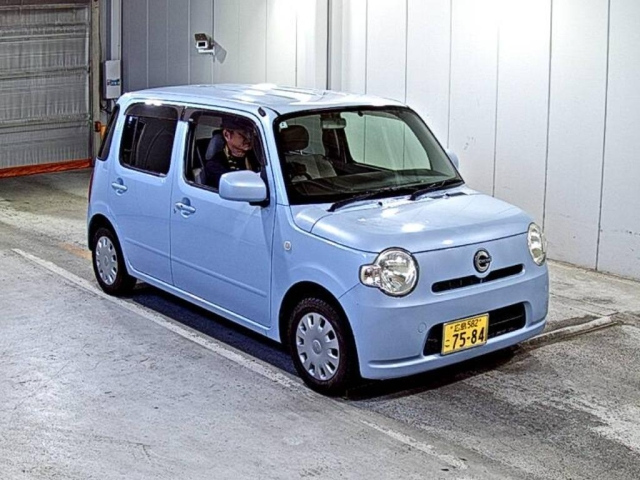 DAIHATSU MIRA — фото