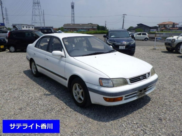 TOYOTA CORONA