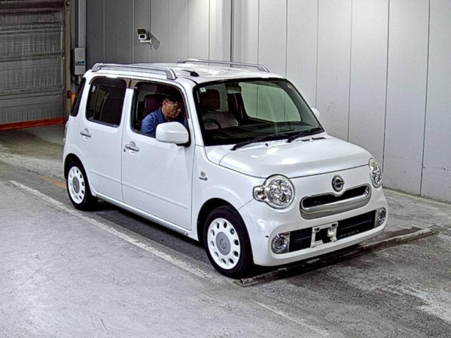DAIHATSU MIRA — фото