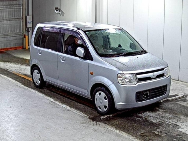 MITSUBISHI EK — фото