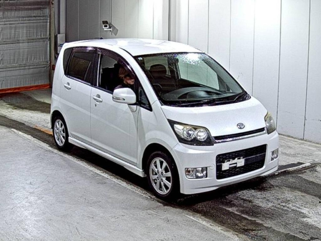 DAIHATSU MOVE — фото