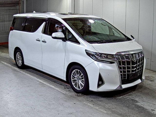 TOYOTA ALPHARD — фото