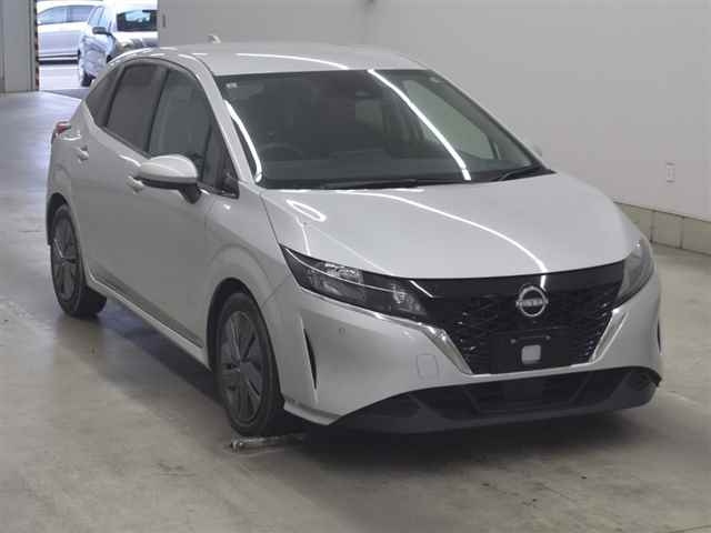 NISSAN NOTE — фото