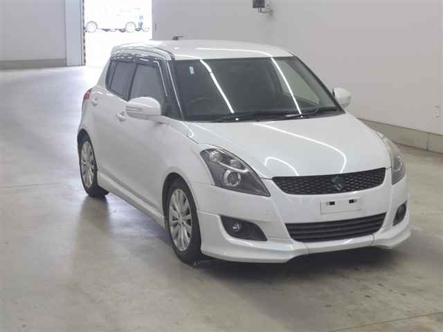 SUZUKI SWIFT — фото