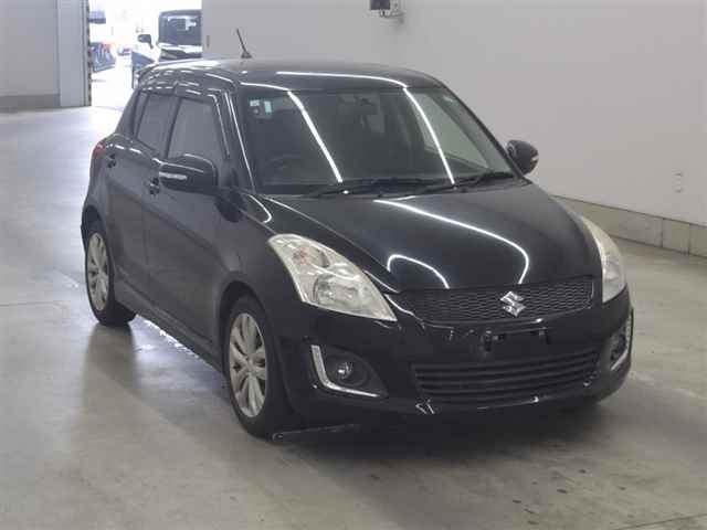 SUZUKI SWIFT — фото
