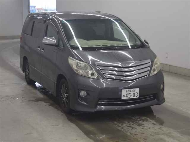 TOYOTA ALPHARD — фото
