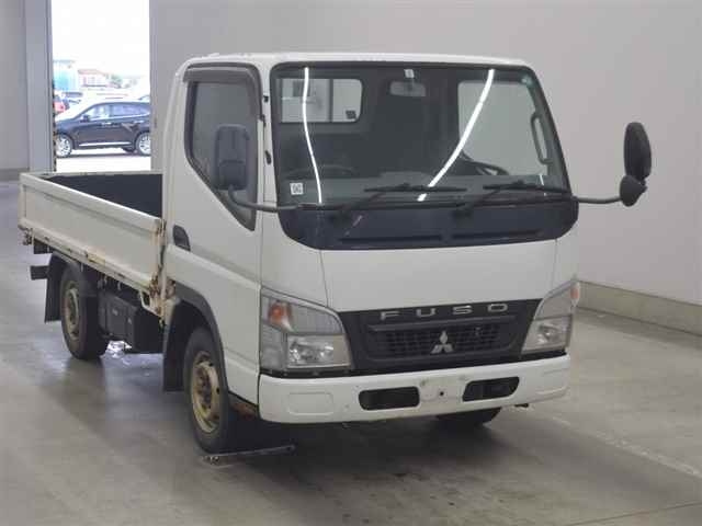 MITSUBISHI CANTER — фото