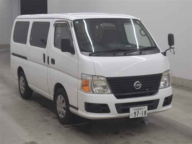 NISSAN CARAVAN — фото