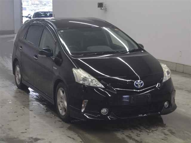 TOYOTA PRIUS — фото