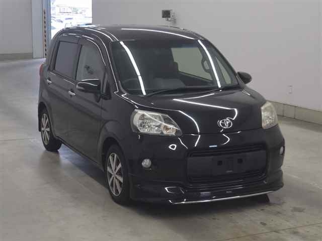 TOYOTA PORTE — фото