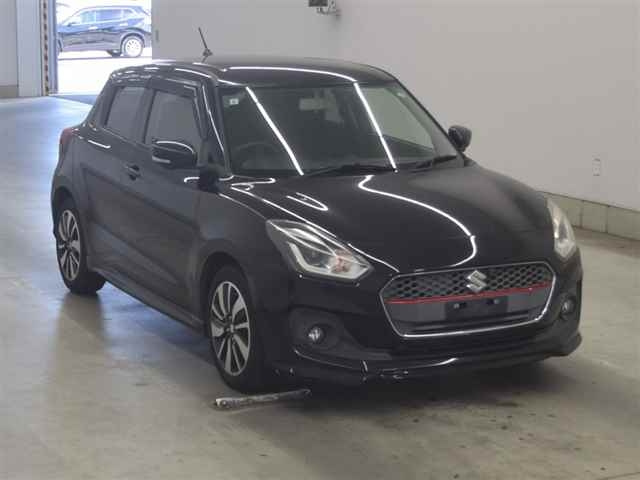 SUZUKI SWIFT — фото