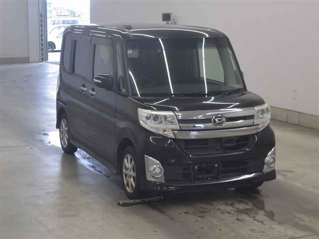 DAIHATSU TANTO — фото