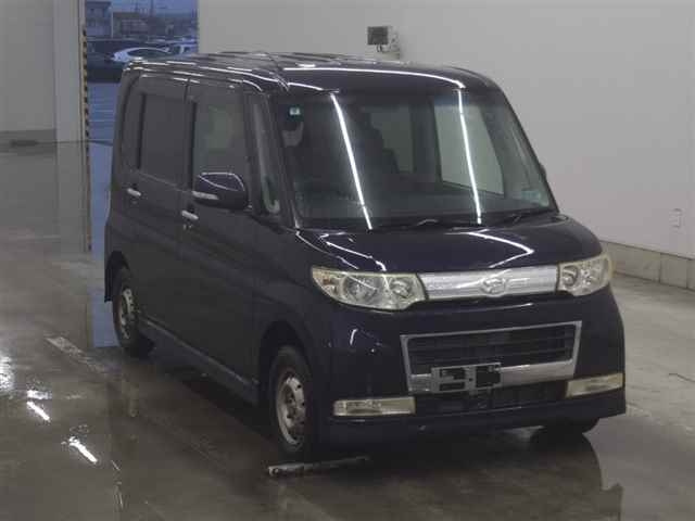 DAIHATSU TANTO — фото