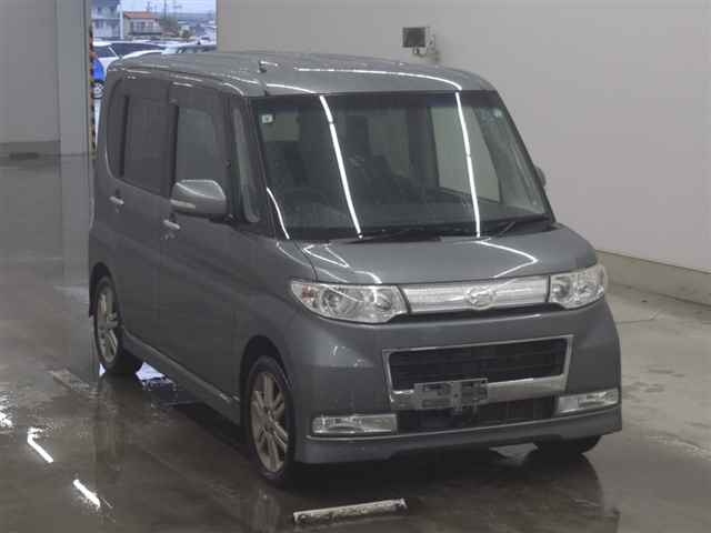 DAIHATSU TANTO — фото