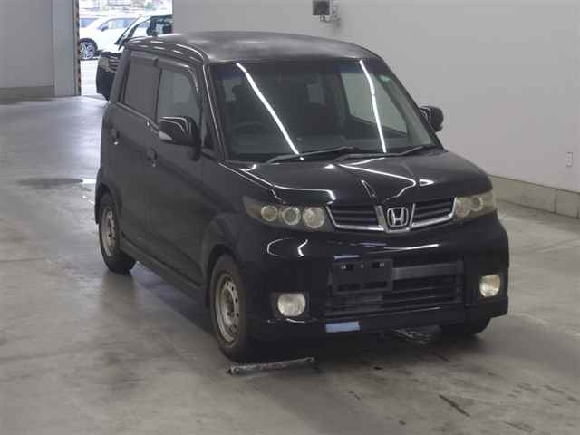 HONDA ZEST — фото
