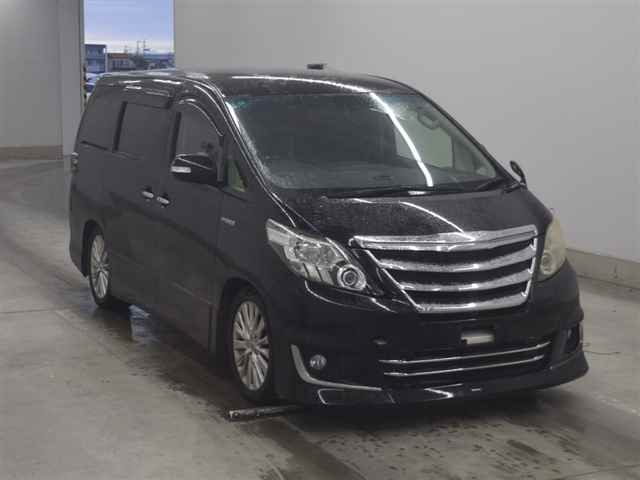 TOYOTA ALPHARD — фото
