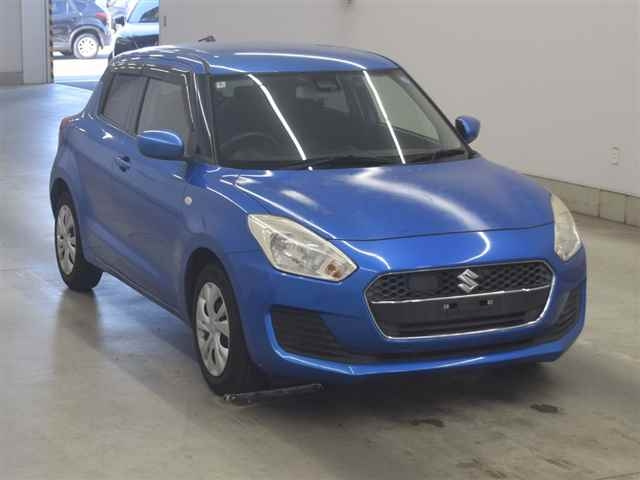 SUZUKI SWIFT — фото