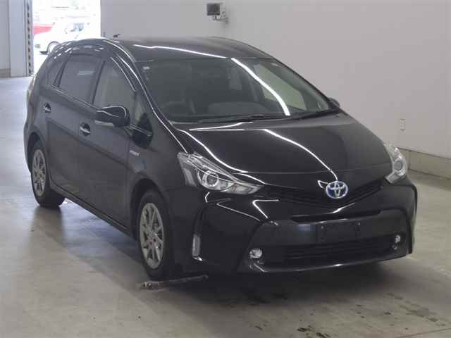 TOYOTA PRIUS — фото