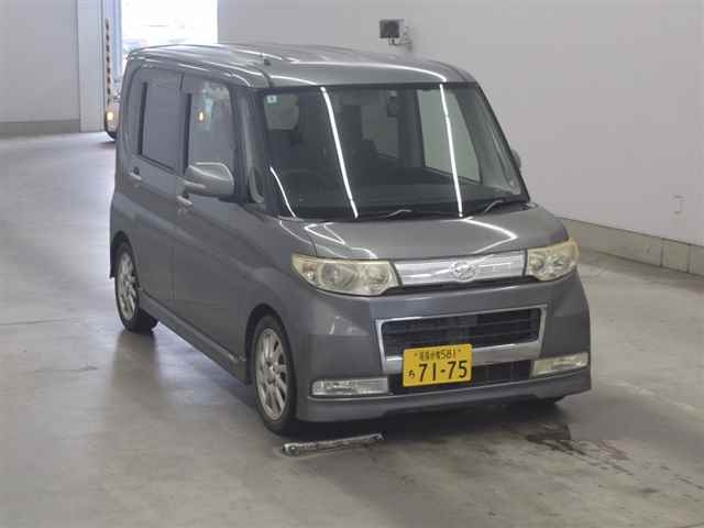 DAIHATSU TANTO — фото