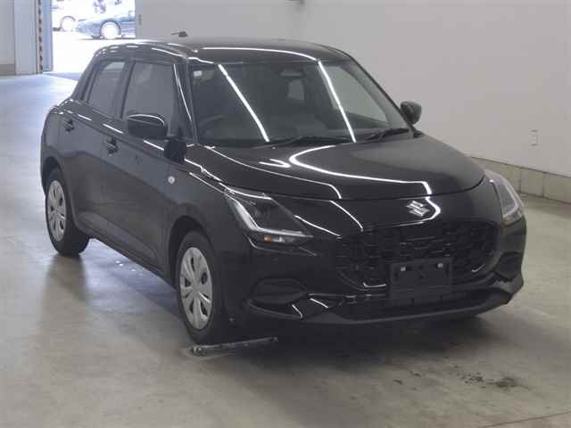 SUZUKI SWIFT — фото