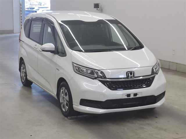 HONDA FREED — фото
